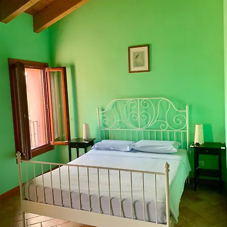 Bed and Breakfast Al Vecchio Noce