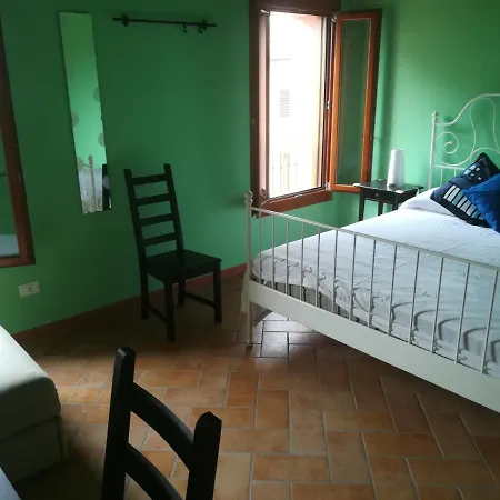 Al Vecchio Noce לינה וארוחת בוקר 3*